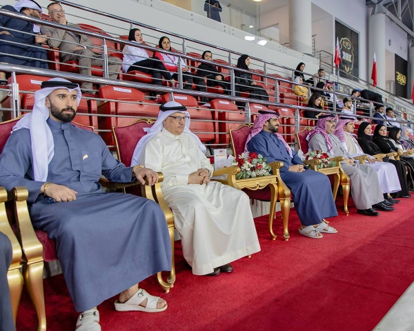 سلمان بن محمد يشهد ختام بطولة خالد بن حمد لكرة اليد للمدارس الثانوية