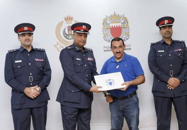 الإدارة العامة للمرور تكرم السواق المثاليين بمناسبة أسبوع المرور الخليجي