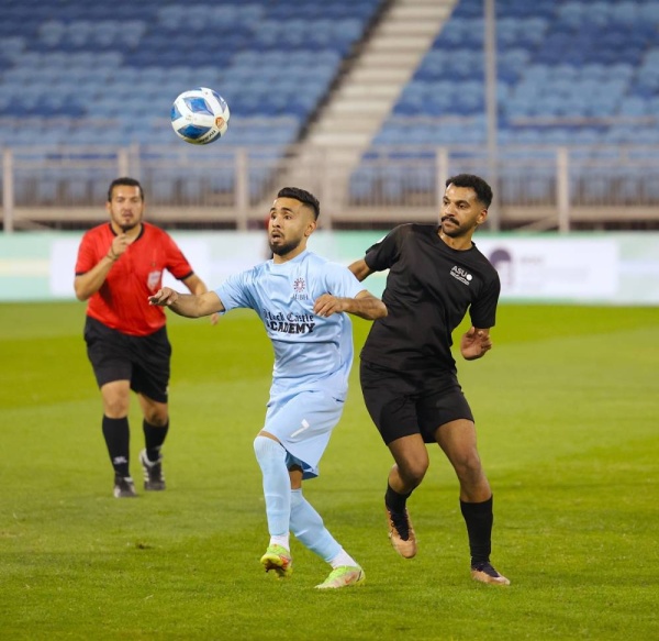 سلمان بن محمد يتوّج جامعة العلوم التطبيقية بلقب دوري الجامعات لكرة القدم