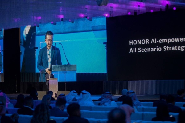 «HONOR» تطلق هاتفها الرائد في السعودية خلال ملتقى LEAP 2024