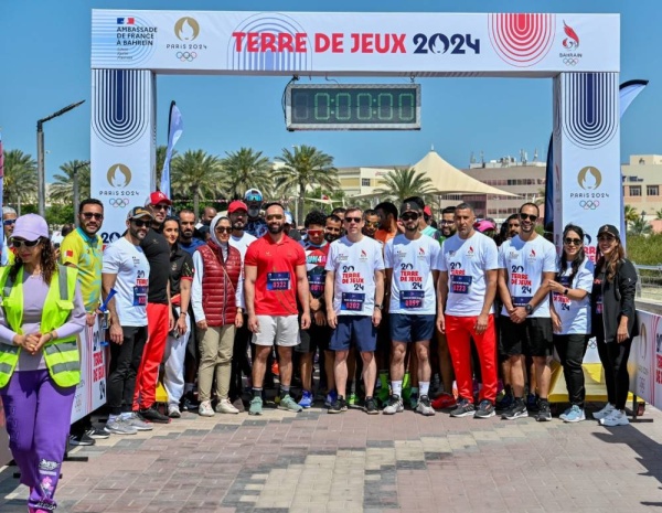 Le Comité Olympique et l'Ambassade de France organisent le tour du monde en relais pour les JO de Paris 2024