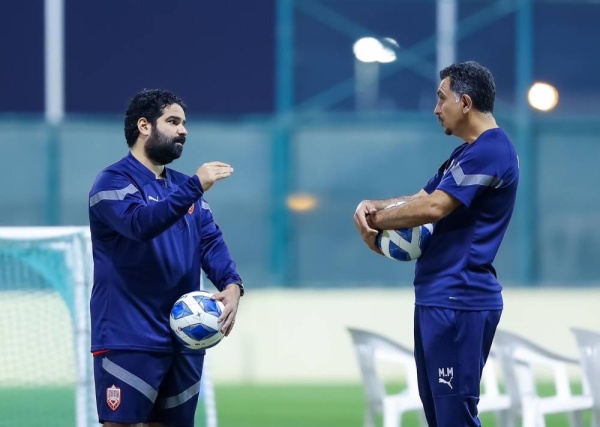 الأحمر الكروي يخوض أولى الحصص التدريبية بقيادة الكرواتي "دراغان"