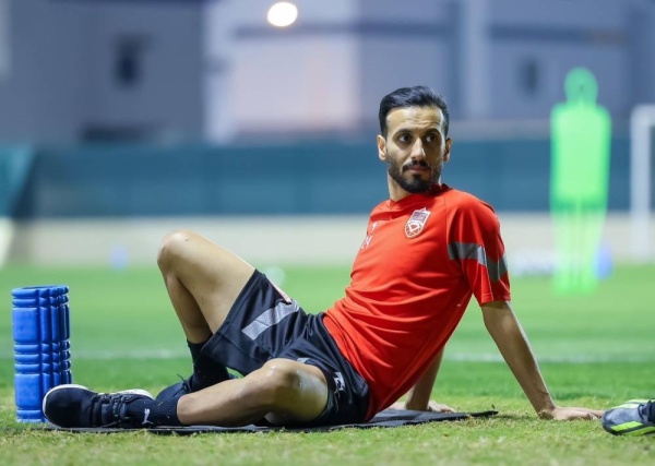 الأحمر الكروي يخوض أولى الحصص التدريبية بقيادة الكرواتي "دراغان"