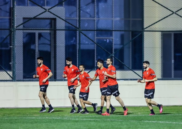 الأحمر الكروي يخوض أولى الحصص التدريبية بقيادة الكرواتي "دراغان"