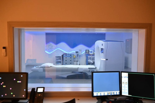 افتتاح وحدة الأشعة المتقدمة بمستشفى العوالي