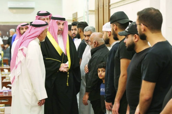 محافظ العاصمة يقدم تعازي الملك وولي العهد رئيس الوزراء لأسرة حريق منزل سترة