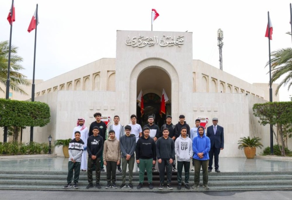 "أمانة الشورى" تستقبل وفدًا من جمعيات شبابية وطلبة بمناسبة يوم الشباب البحريني