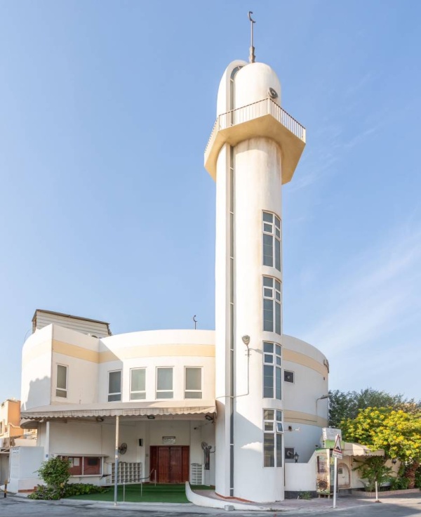 رئيس مجلس الأوقاف السنية: استكمال صيانة جامع بن درباس ومسجد أمهات المؤمنين بمحافظة المحرق