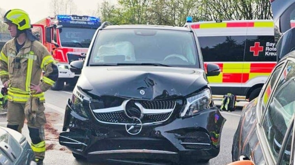 إصابة أبناء هاري كين في حادث مروري