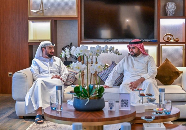 عيسى بن علي يصل الإمارات لحضور دورة الألعاب الخليجية الأولى للشباب