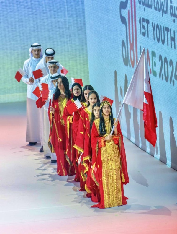 عيسى بن علي يشهد حفل افتتاح دورة الألعاب الخليجية الأولى للشباب