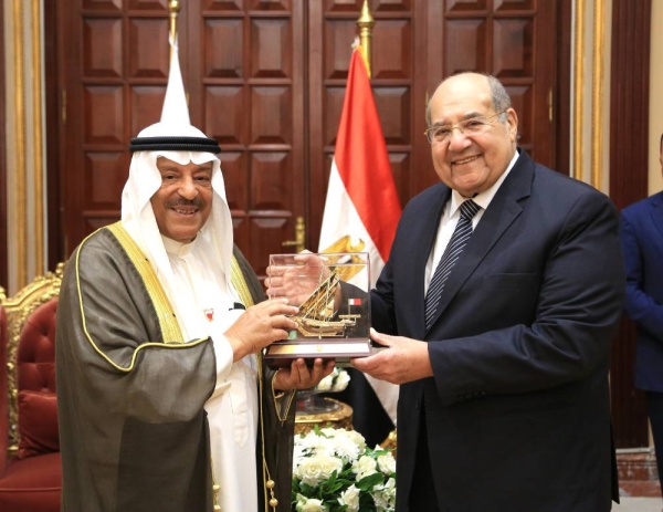 رئيس الشورى: الترابط الأخوي والإستراتيجي بين البحرين ومصر يُسهمُ في استدامة الشَّراكات المثمرة