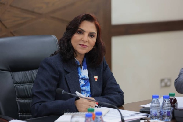 الشورية رمزي: تبادل خبرات عربية لسن تشريعات استخدام الذكاء الاصطناعي