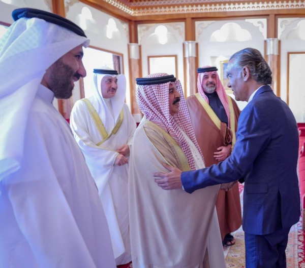 الملك: البحريني على رأس أولويات الدولة وتوفير الحقوق والضمانات للعمال البحرينيين