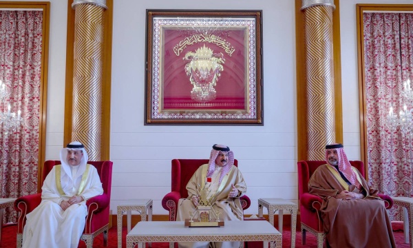 الملك: البحريني على رأس أولويات الدولة وتوفير الحقوق والضمانات للعمال البحرينيين