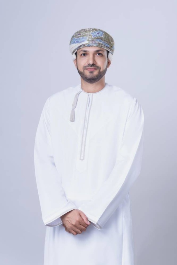 شبكة البحرين (بي نت) والعمانية للنطاق العريض توقعان برنامج تعاون لتبادل المعرفة