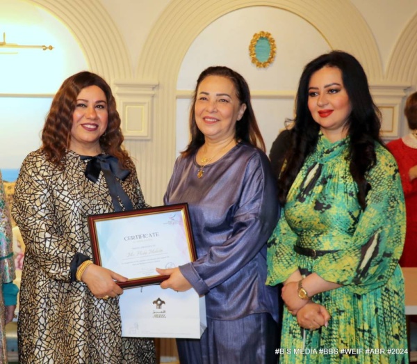 &rlm;"سيدات الأعمال" تكرم عدداً من منتسبي الصحافة الوطنية