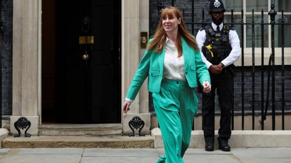 قالوا لها &laquo;لن تَصِلي أبداً&raquo;.. فأصبحت نائبة رئيس وزراء بريطانيا