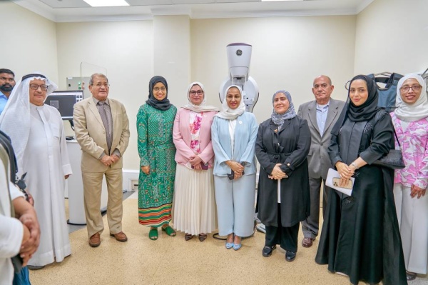 الرئيس التنفيذي لـ &laquo;الرعاية الصحية&raquo; تستقبل وفداً من جمعية البحرين لمكافحة السرطان ومدرسة ابن خلدون