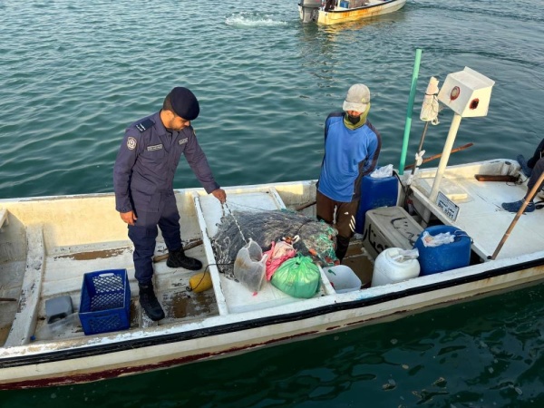 خفر السواحل تواصل حملاتها التفتيشية للتصدي للمخالفات البحرية