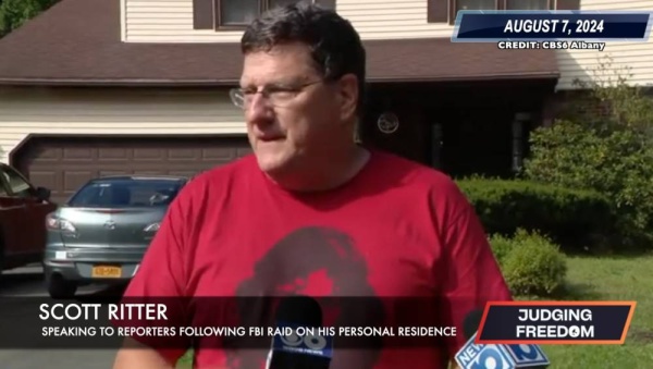 بعد وصفه إسرائيل بالنازية.. FBI يداهم منزل سكوت ريتر مفتش أسلحة الدمار الشامل بالعراق