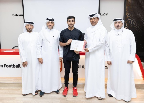 30 حكمًا يختتمون مشاركتهم بدورة المستجدين