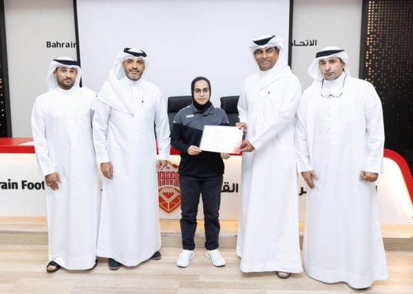 30 حكمًا يختتمون مشاركتهم بدورة المستجدين