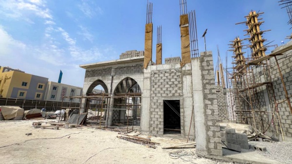 وفد من الأوقاف الجعفرية يطلع على مستجدات العمل في مشاريع مساجد مدينة سلمان