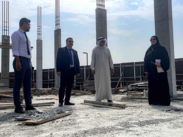 وفد من الأوقاف الجعفرية يطلع على مستجدات العمل في مشاريع مساجد مدينة سلمان