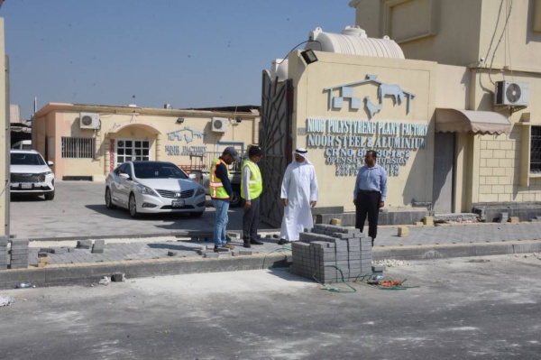 خدمات العاصمة تزور مناطق الصناعات الخفيفة في سترة