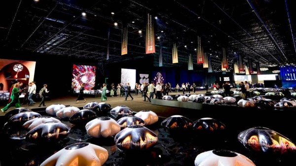 "شيبارد ستوديو" تصمم سينوغرافيا المؤتمر العالمي للاقتصاد الإبداعي في أوزبكستان