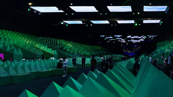 "شيبارد ستوديو" تصمم سينوغرافيا المؤتمر العالمي للاقتصاد الإبداعي في أوزبكستان