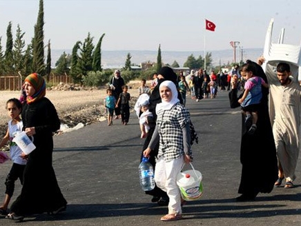 تركيا تطالب الأمم المتحدة بإيواء النازحين السوريين داخل سوريا