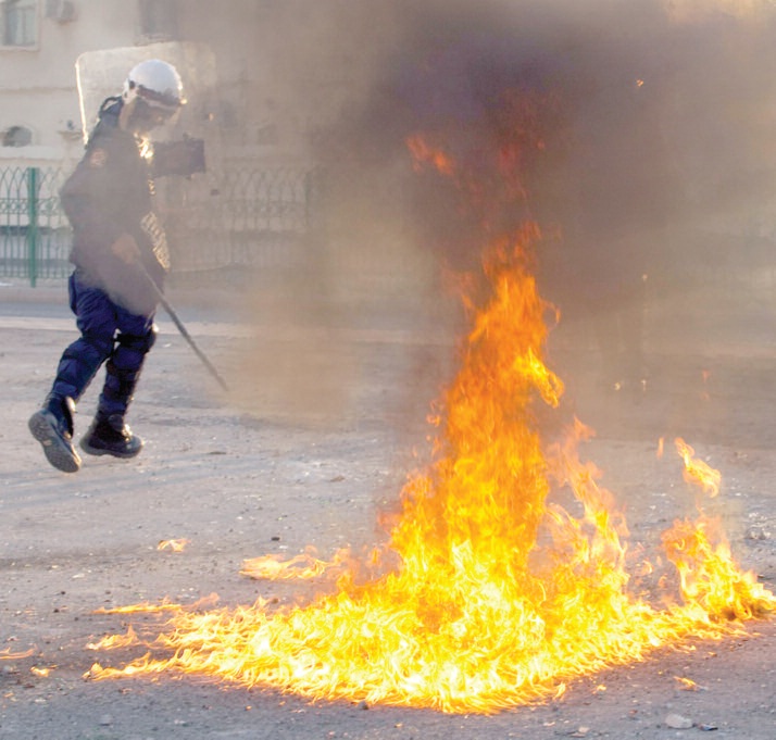 السجن 15 عاما لـ 22 متهما بتفجير العكر