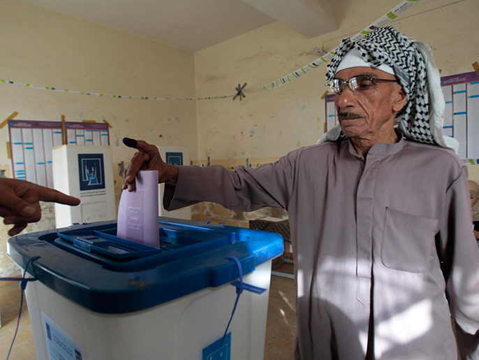 بغداد: 4 قتلى من الشرطة بهجوم انتحاري على مركز انتخابي