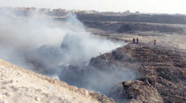 حريق في «قمامة البحير» بسبب تفاعلات كيميائية