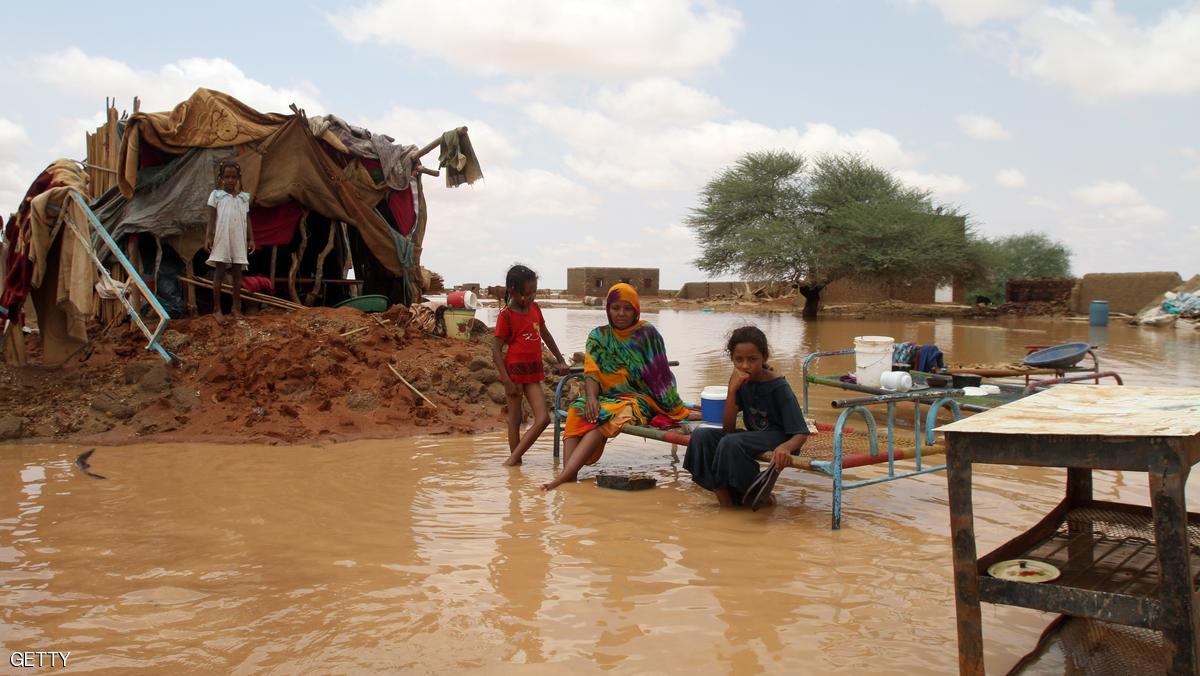 الأمطار تقتل وتشرد الآلاف وتعطل الحركة في السودان