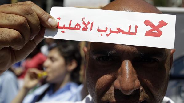 الرئيس اليمني يحذر من حرب أهلية تجتاح البلاد