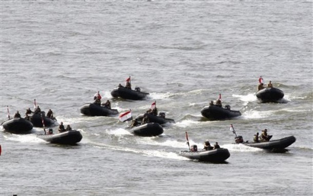 البحرية المصرية تفتح نيرانها على صيادين فلسطينيين