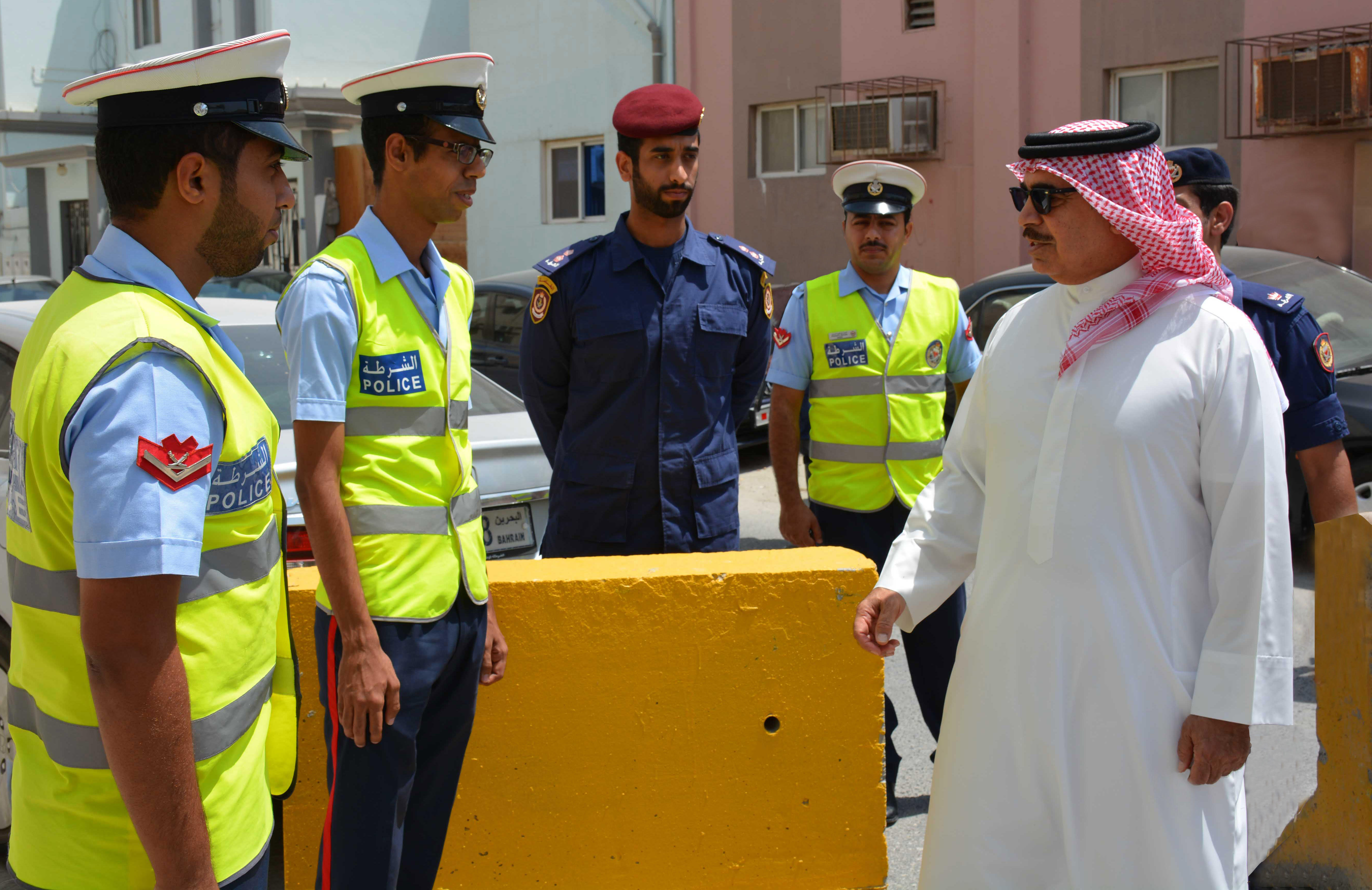 مواطنون: التلاحم الوطني خط الحماية الأول