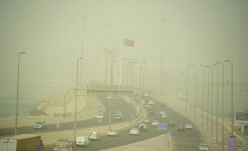 طقس غائم جزئيا والرياح شمالية غربية