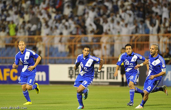 هلال يملأ العين نجح في رد الدين