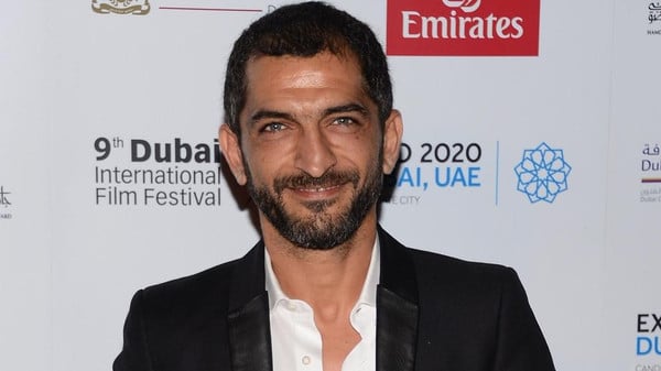 عمرو واكد يخوض مغامرة سينمائية عالمية في الفضاء