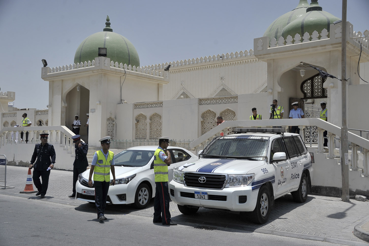 رجال دين وسياسيون: مخططات الشر تحطمت على صخرة الوحدة الوطنية