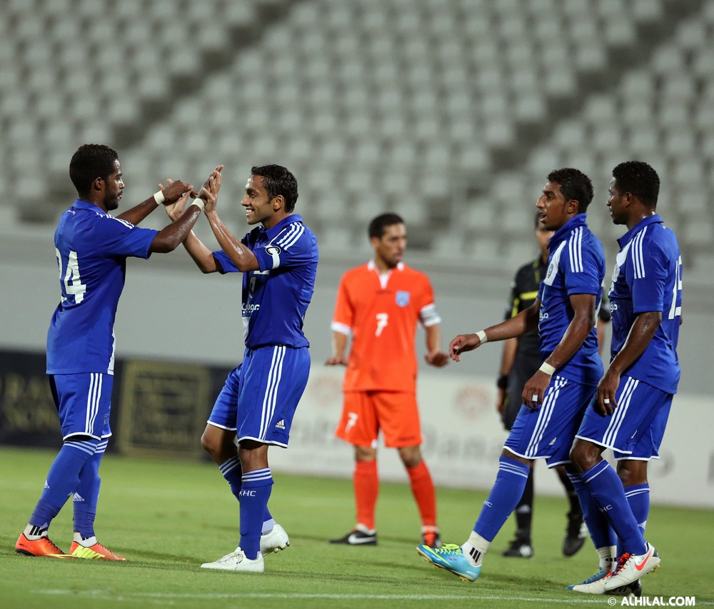 الهلال يطمئن جماهيره برباعية في شباك كاظمة الكويتي