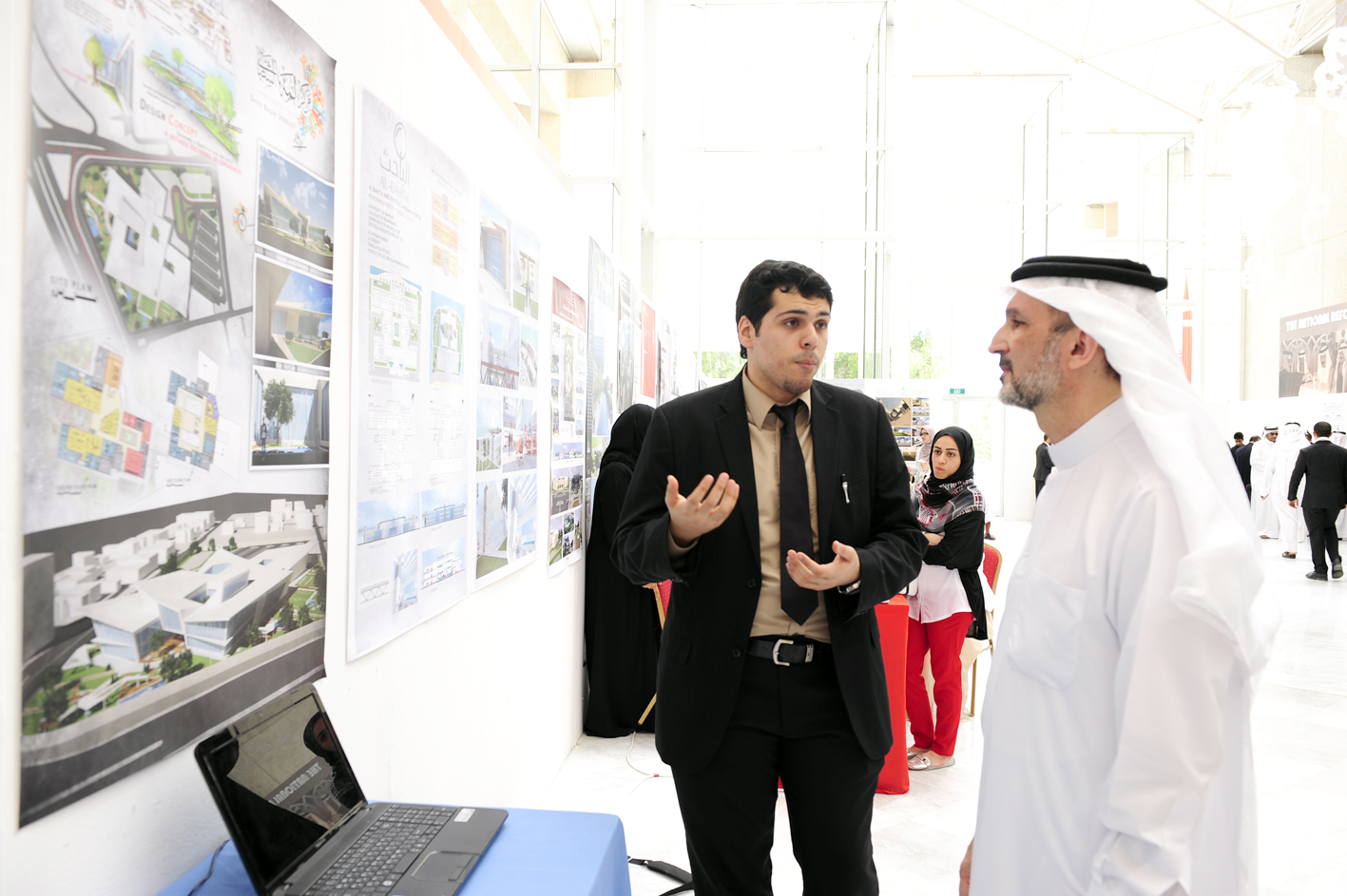 طالب بجامعة البحرين يصمِّم مركزاً يستهدف تنمية الإبداع الشبابي