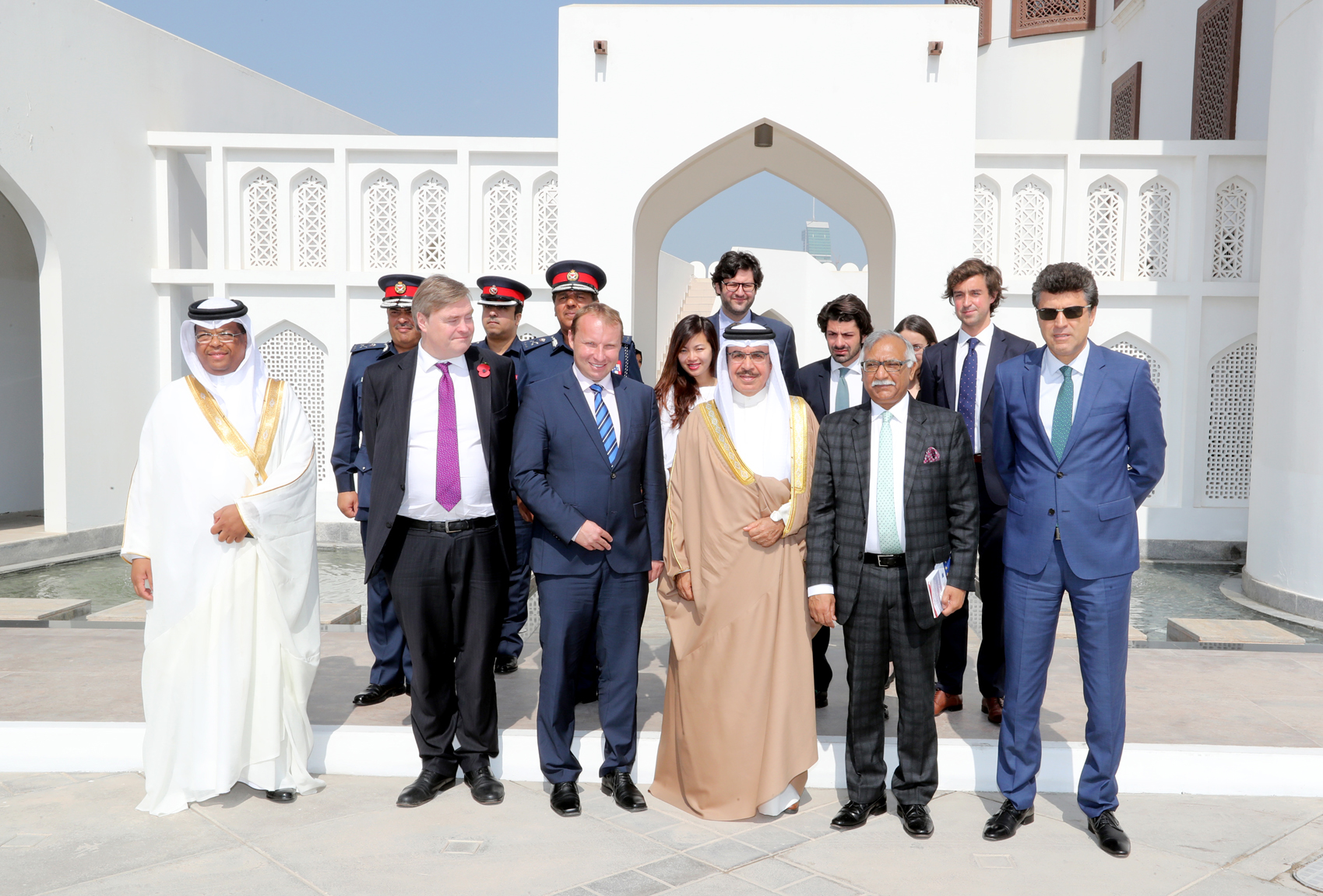 وزير الداخلية يبحث مع وفد البرلمان الأوربي عددا من الموضوعات ذات الاهتمام المشترك