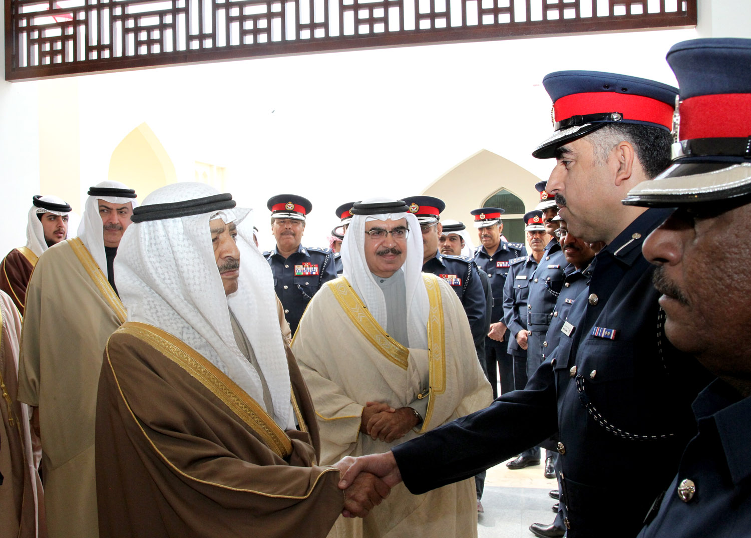 رئيس الوزراء: نحن في حرب مع الإرهاب