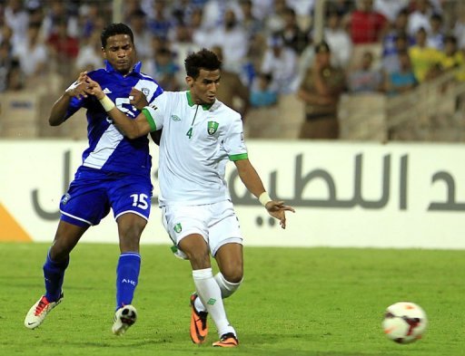 الأهلي يوقف انتصارات الهلال المتصدر في قمة مثيرة بالدوري السعودي