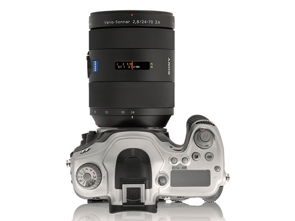 كاميرا Hasselblad HV المستندة إلى Sony A99 بـ11.500 دولار أميركي!